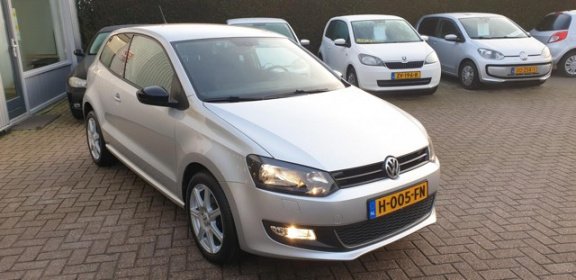 Volkswagen Polo - 1.2 Easyline Style uitvoering Airco Alcantara - 1