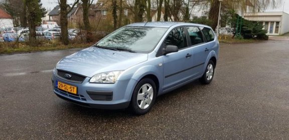 Ford Focus Wagon - 1.6 16V Champion - 1