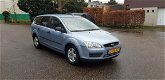 Ford Focus Wagon - 1.6 16V Champion - 1 - Thumbnail