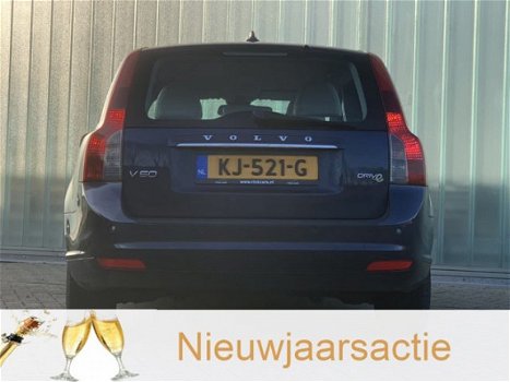 Volvo V50 - 1.6 D2 Business Pro Edition NAVIGATIE/ CRUICE CONTROL/ PDC/LEER - 1