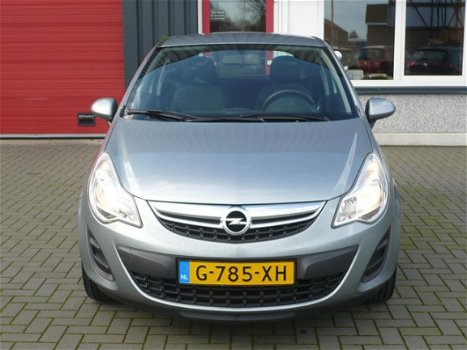 Opel Corsa - 1.4-16V , LM-Velgen, Airco, Zeer Mooi - 1