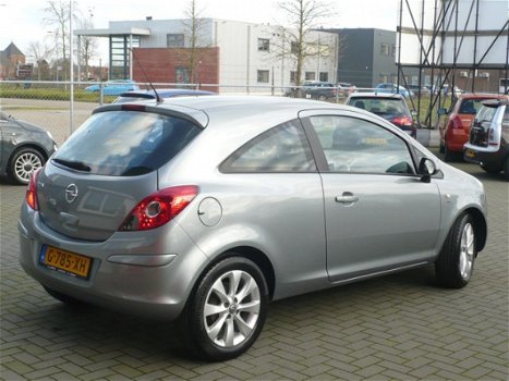 Opel Corsa - 1.4-16V , LM-Velgen, Airco, Zeer Mooi - 1