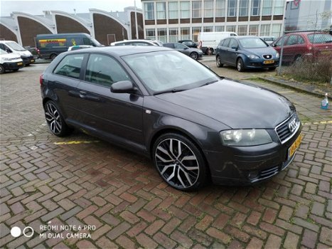 Audi A3 - 2.0 FSI Ambition - 1