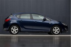 Opel Astra - 1.4 Turbo Edition (CRUISE, TELEFOON, LM VELGEN, ISOFIX, SPORTSTOELEN, AMBIANCE VERLICHT