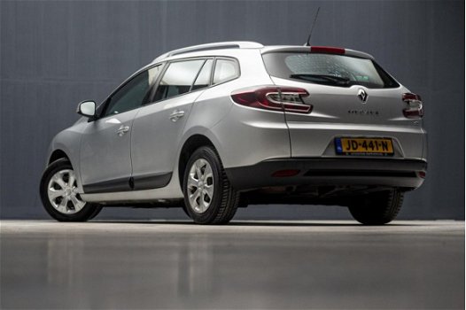 Renault Mégane Estate - 1.5 dCi Expression Sport (SPORTSTOELEN, TELEFOON, AIRCO, PARKEERSENSOR, ISOF - 1