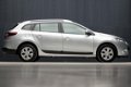 Renault Mégane Estate - 1.5 dCi Expression Sport (SPORTSTOELEN, TELEFOON, AIRCO, PARKEERSENSOR, ISOF - 1 - Thumbnail