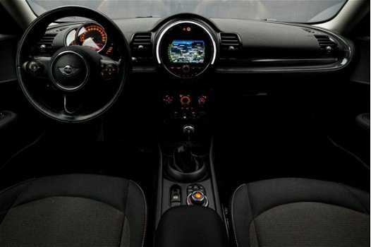 Mini Mini Clubman - 1.5 One Business Sport (NAVIGATIE, ISOFIX, PARKEERSENS, LM VELGEN, TELEFOON, SPO - 1