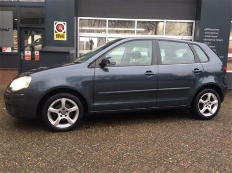 Volkswagen Polo - 1.4 16V 80PK OPTIVE, LMV, Airco, zeer netjes - 1