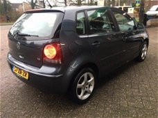 Volkswagen Polo - 1.4 16V 80PK OPTIVE, LMV, Airco, zeer netjes