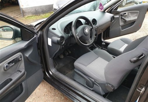Seat Ibiza - 1.4-16V Stella Nette AUTO, BJ 2004 Goed onderhouden, AIRCO, KM NAP - 1