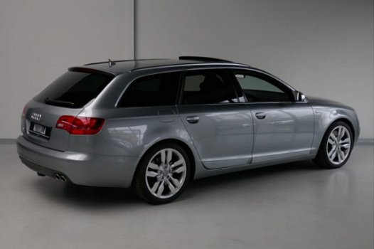 Audi S6 - Avant 5.2 FSI V10 435PK Quattro - 1