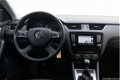 Skoda Octavia Combi - 1.6 TDI 110pk Greenline Businessline Navigatie/Stoelverwarming/Trekhaak - 1 - Thumbnail