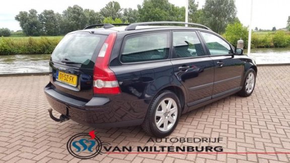 Volvo V50 - 1.6D Edition I Climate control Trekhaak - 1