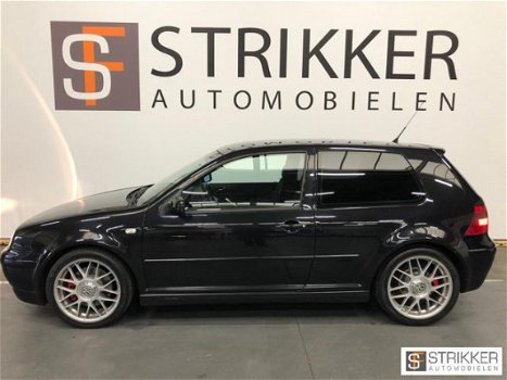 Volkswagen Golf - GTI 25 jaar editie GOLF; 132 KW - 1