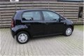 Volkswagen Up! - 1.0 move up BlueMotion Airco / 6 maand Bovag garantie - 1 - Thumbnail