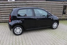 Volkswagen Up! - 1.0 move up BlueMotion Airco / 6 maand Bovag garantie