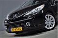 Peugeot 207 - 1.6i 16V T 150pk Féline 5drs Pano/Lmw/Clima/Leer/Pdc/132dkm NAP - 1 - Thumbnail