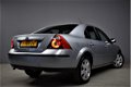 Ford Mondeo - 2.0i 16V 146pk Ghia Executive H.leer/Lmw/Clima/Cruise/144dkm NAP - 1 - Thumbnail