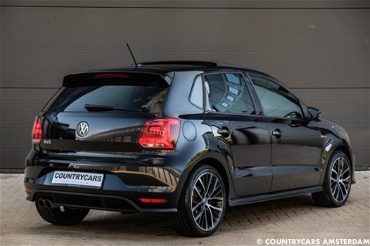 Volkswagen Polo - 1.8 TSI GTI 192 pk PANO PDC Discover - 1