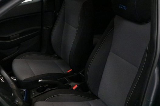 Hyundai i20 - 1.0 T-GDI Comfort / Navigatie / 16 inch - 1