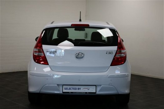 Hyundai i30 - 1.4i i-Motion - 1