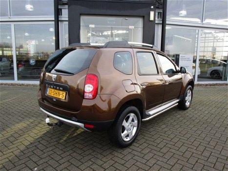 Dacia Duster - 1.6 Lauréate 2wd Trekhaak | Airco | Lichtmetaal | Metaalkleur | Zijbars | Bullbar - 1