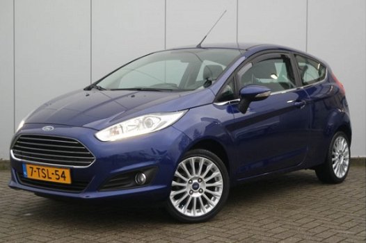 Ford Fiesta - 1.0 80 PK Titanium | Autotelefoonvoorbereiding met bluetooth | Navigatiesysteem | Spra - 1