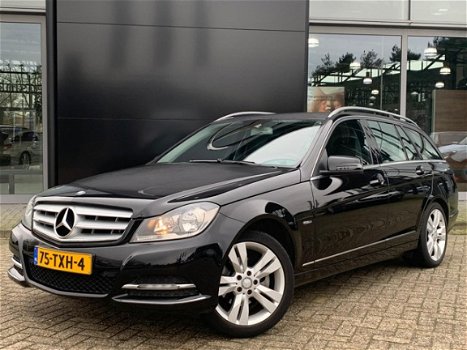 Mercedes-Benz C-klasse Estate - 180 Avantgarde | Navi | Trekhaak | NL & Dealer Auto | Climate | Crui - 1