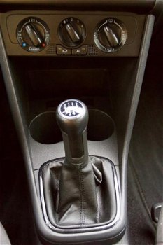 Volkswagen Polo - 1.2 benzine LUXE / DVD / NAVI / TEL / ETC - 1