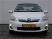 Toyota Auris - 1.8 FULL HYBRID 5DR CVT Dealer onderhouden Navi Clima - 1 - Thumbnail