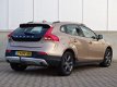 Volvo V40 Cross Country - D3 150pk Aut Summum | Leder | Navigatie | Camera | Xenon | Trekhaak - 1 - Thumbnail