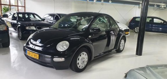 Volkswagen New Beetle - 1.6 APK 01-2021 AIRCO CRUISE USB NL AUTO NAP - 1