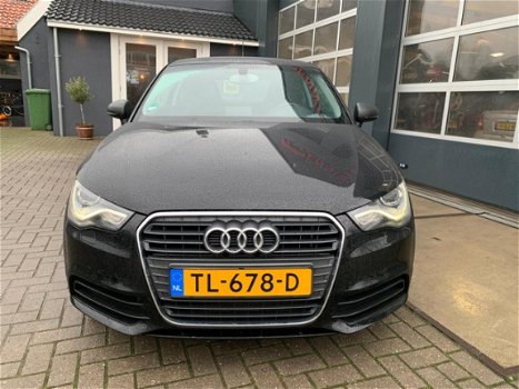 Audi A1 - 1.6 TDI Attraction Pro Line Xenon/Led Business Sport - 1