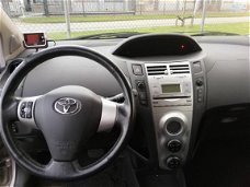 Toyota Yaris - 1.3 16V VVT-I 3DR MMT