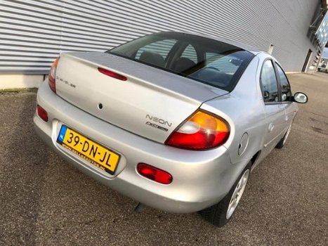 Chrysler Neon - 2.0i-16V LE NETTE STAAT NIEUWE APK AUT AIRCO - 1