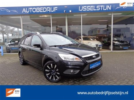 Ford Focus Wagon - 1.8 Titanium Black Magic / Airco / Half Leder - 1