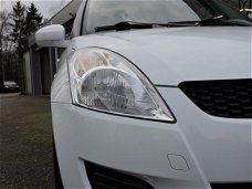 Suzuki Swift - 1.2 Comfort parelmoer wit