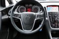 Opel Astra - 1.4 T 140pk Berlin SEDAN NAVI/TREKHAAK - 1 - Thumbnail