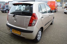 Hyundai i10 - 1.1 Active Rijklaar