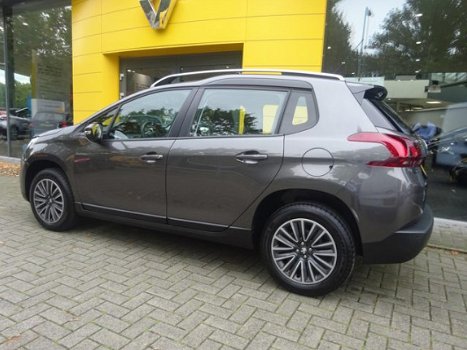 Peugeot 2008 - 1.2 110PK PureTech Blue Lion AIRCO / NAVI / PANORAMADAK / PARKEERSENSOREN - 1