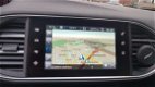 Peugeot 308 SW - 1.2 PureTech Blue Lease Premium // NAVI // CLIMA // PANO-DAK - 1 - Thumbnail