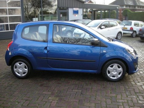 Renault Twingo - 1.2-16V Authentique - 1