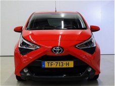 Toyota Aygo - 1.0 VVT-i x-first | Airco | Cruise control | Apple Carplay / Android Auto |