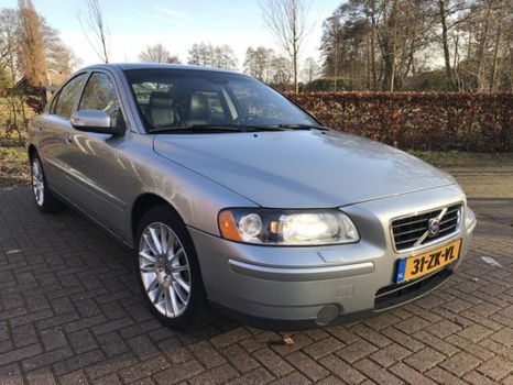 Volvo S60 - 2.4D Drivers Edition Zeer Mooi en Goed Nap Logisch - 1