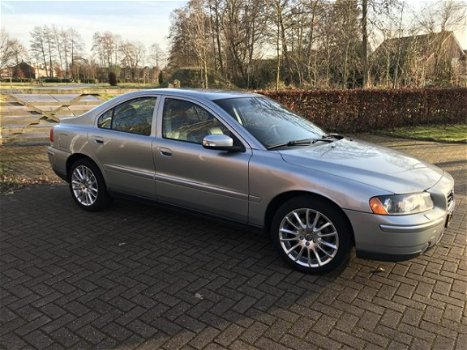 Volvo S60 - 2.4D Drivers Edition Zeer Mooi en Goed Nap Logisch - 1