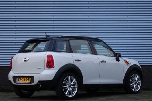 Mini Mini Countryman - 1.6 Cooper Pepper Automaat, Navigatie, Cruise, PDC - 1