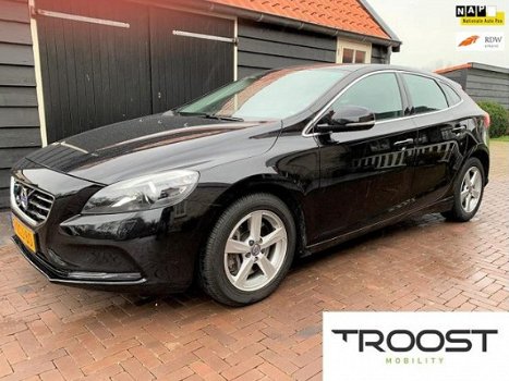 Volvo V40 - 2.0 D4 Summum |Addaptieve Cruise Control|Navigatie|Harman Kardon|Stylingpakket - 1