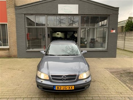 Opel Omega - 2.2i-16V Business Edition Nieuwe APK NAP 2de Eigenaar - 1