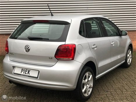 Volkswagen Polo - 1.4-16V Comfortline - 1