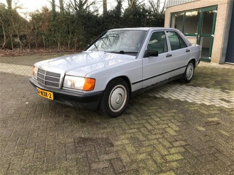 Mercedes-Benz 190-serie - 2.0 D 190D DIESEL LEER 195.000KM APK 2021 ZEER MOOI - 1